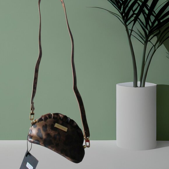 Simon Chang Mini Purse Leopard New with Tags - Picture 3 of 3